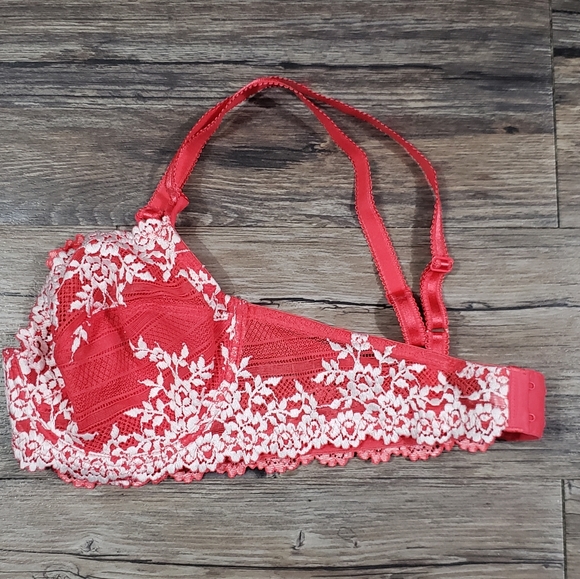 Wacoal Embrace Lace Sheer Bra 34c pink - Picture 3 of 6